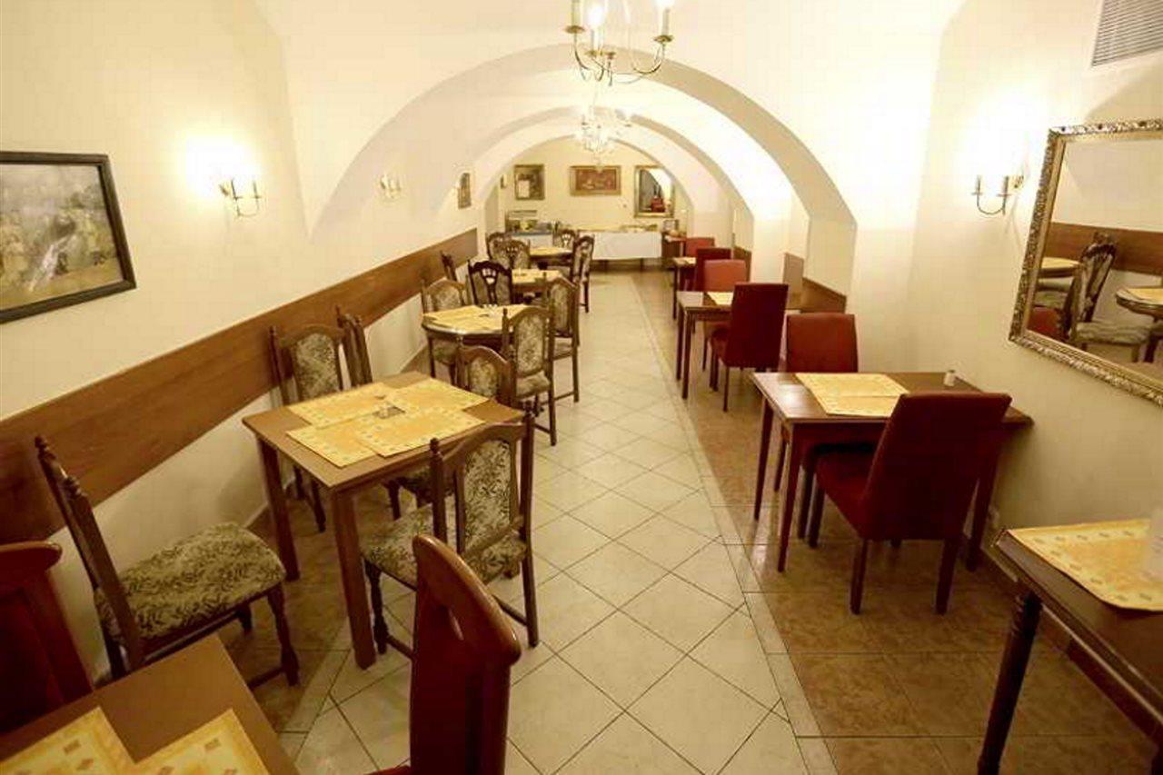 Hotel Donatello Prague Ngoại thất bức ảnh