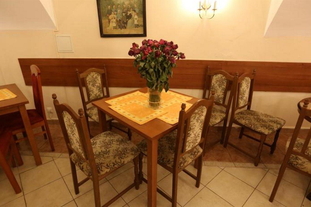 Hotel Donatello Prague Ngoại thất bức ảnh