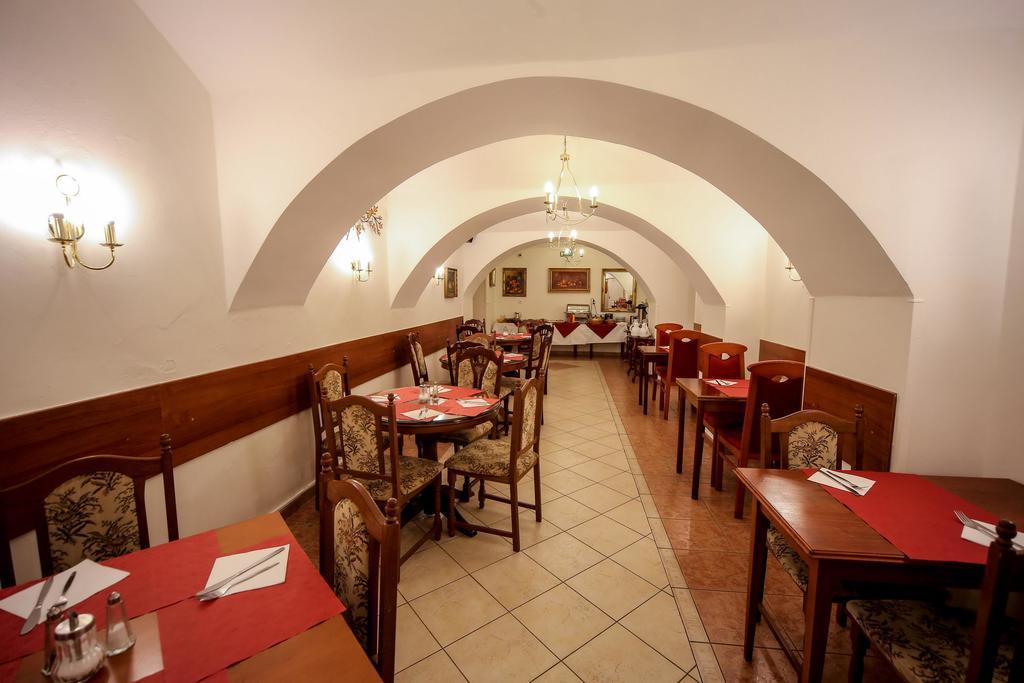 Hotel Donatello Prague Ngoại thất bức ảnh