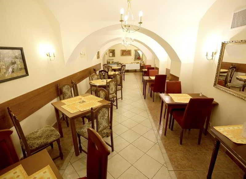 Hotel Donatello Prague Ngoại thất bức ảnh