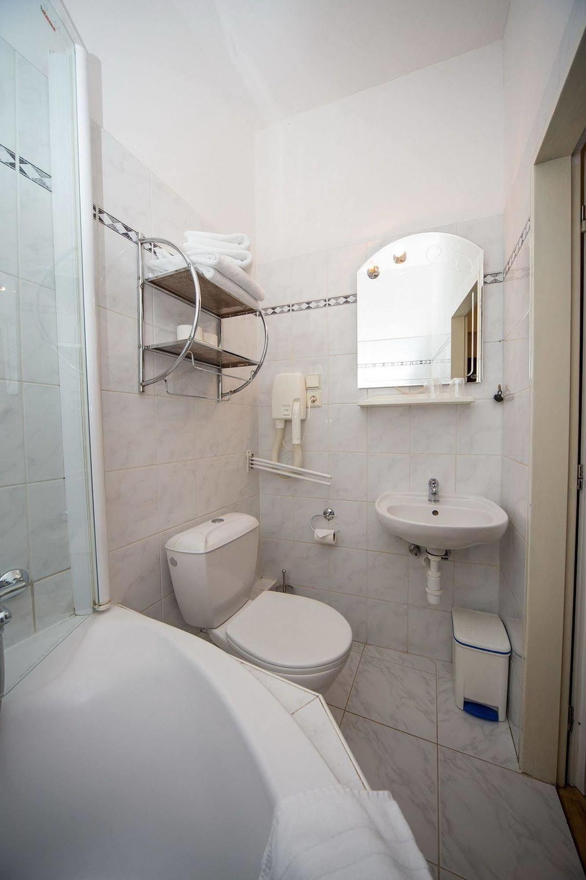 Hotel Donatello Prague Ngoại thất bức ảnh