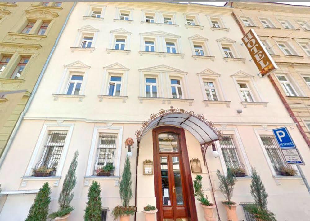 Hotel Donatello Prague Ngoại thất bức ảnh